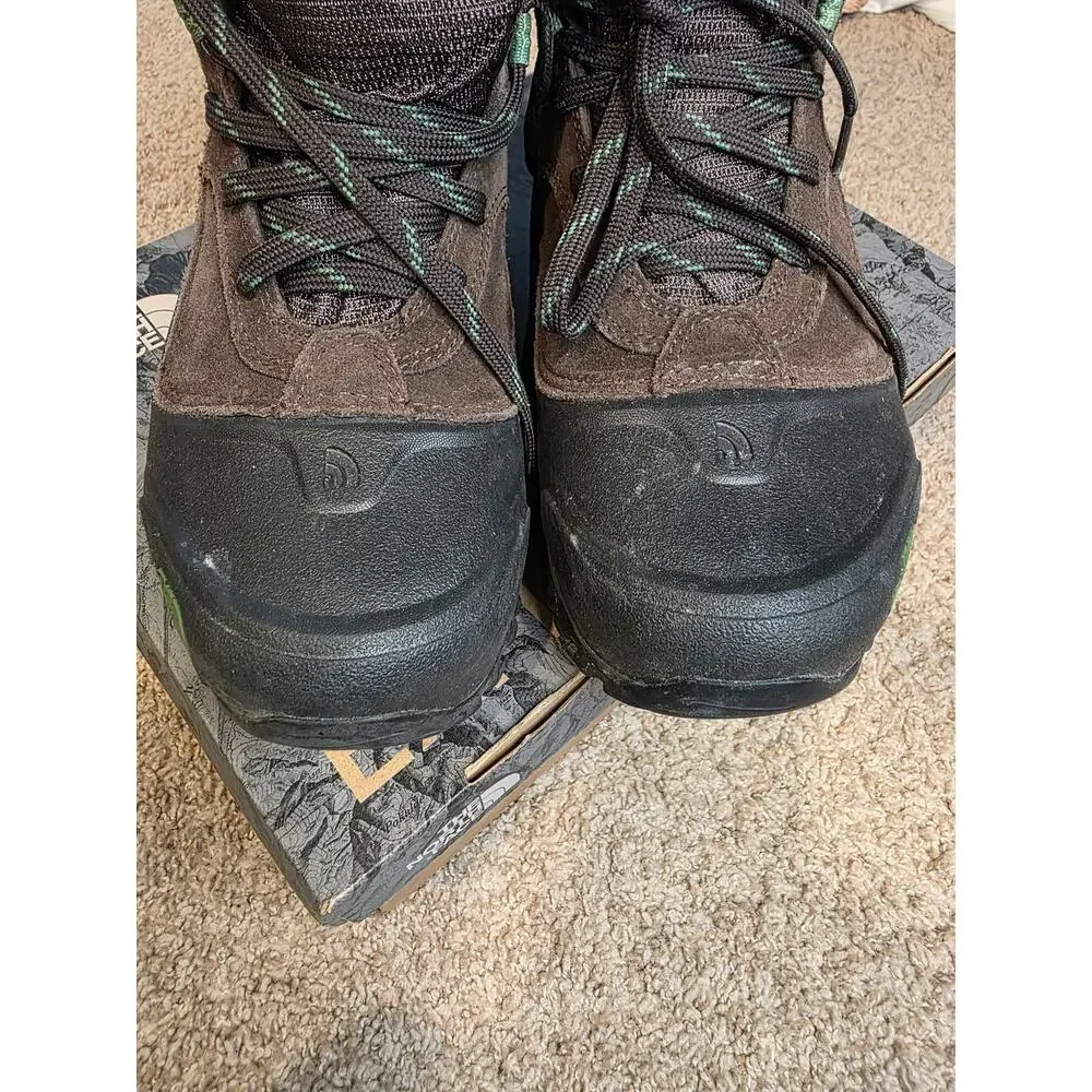 EUC The North Face Snowfuse, brown‎ rubber toe water proof boots men's sz 8